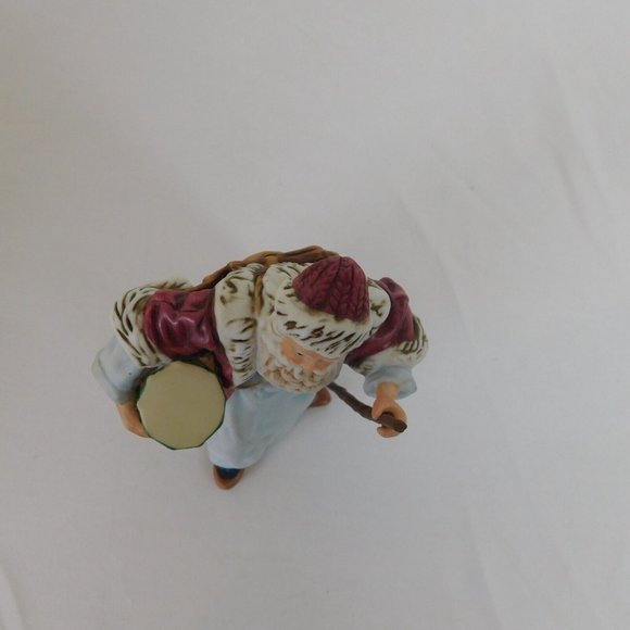 Hallmark Keepsake Legend of St Nicholas Santa Hand Painted Porcelain Figurine - Picture 6 of 8